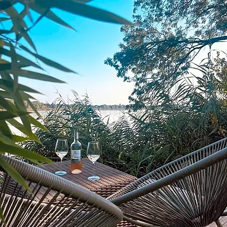 Lariviere Couette-café 4*