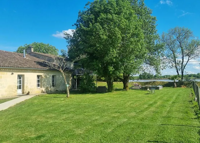 Lariviere Bed and Breakfast Asques