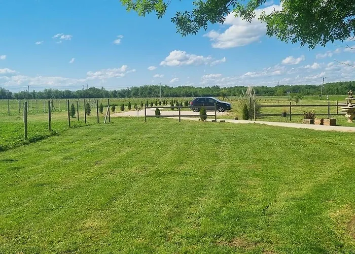 Bed and Breakfast Lariviere 3*